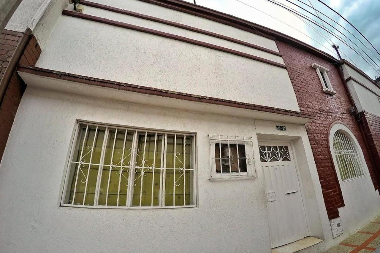 Hotel Ayenda Casa Howard 1092 Bogotá Exterior foto